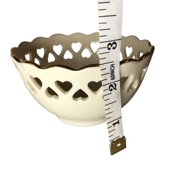 Lenox Porcelain Salt & Pepper Shakers With Heart Cutout Bowl - Picture 5 of 8